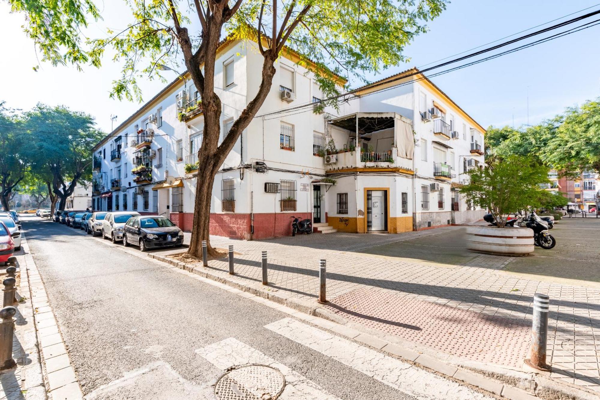 Apartamento Triana Los Remedios Apartment Seville Exterior photo